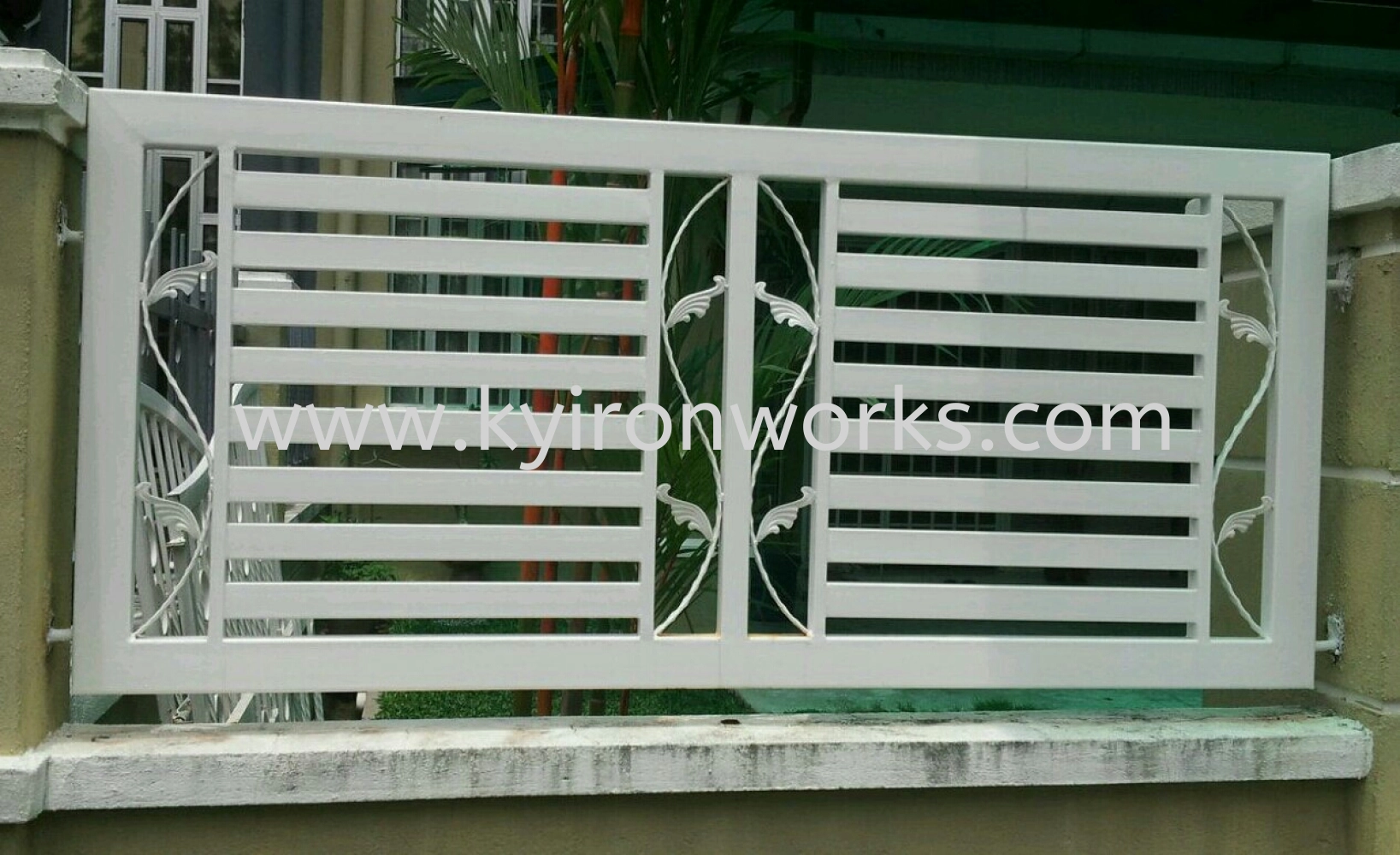 Mild Steel Fencing with Wrought iron Flower