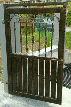 Wrought iron Main Gate (Folding/Swing)