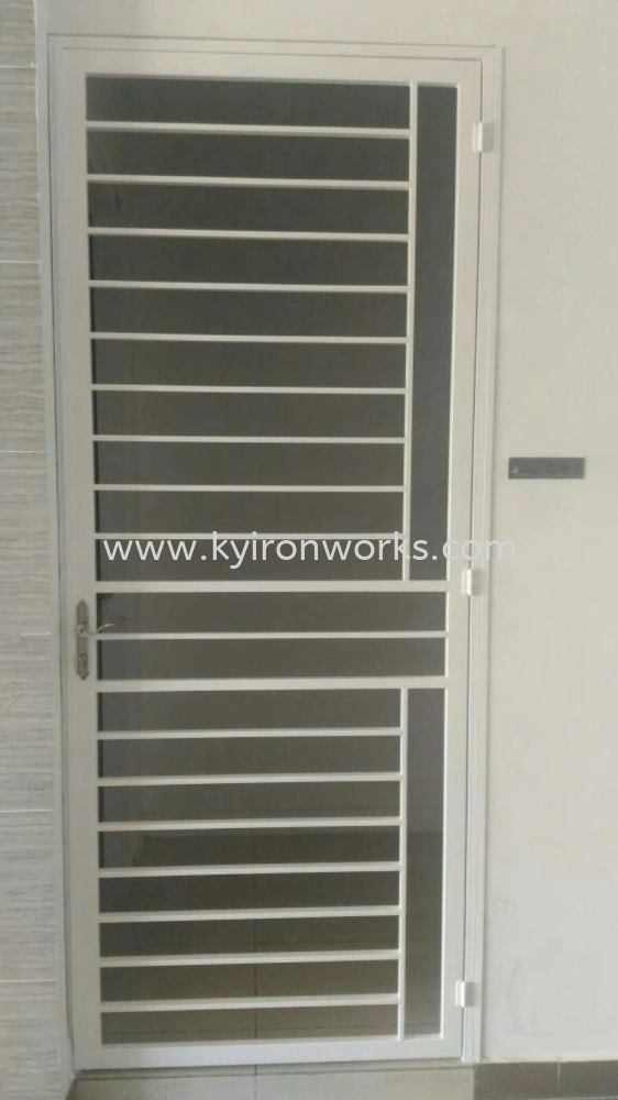 Mild Steel Main Door with Handle Lock