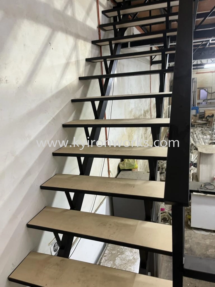 Mild Steel Platform (Staircase)
