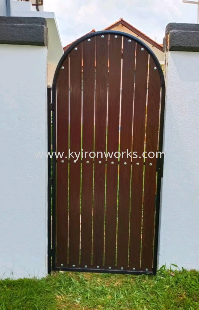 Mild Steel Frame Bundle Aluminium Gate