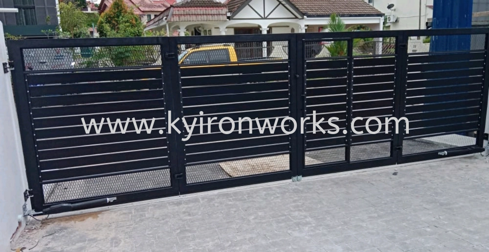 Mild Steel Aluminium/Diamond Net Main Gate (Folding/Swing)