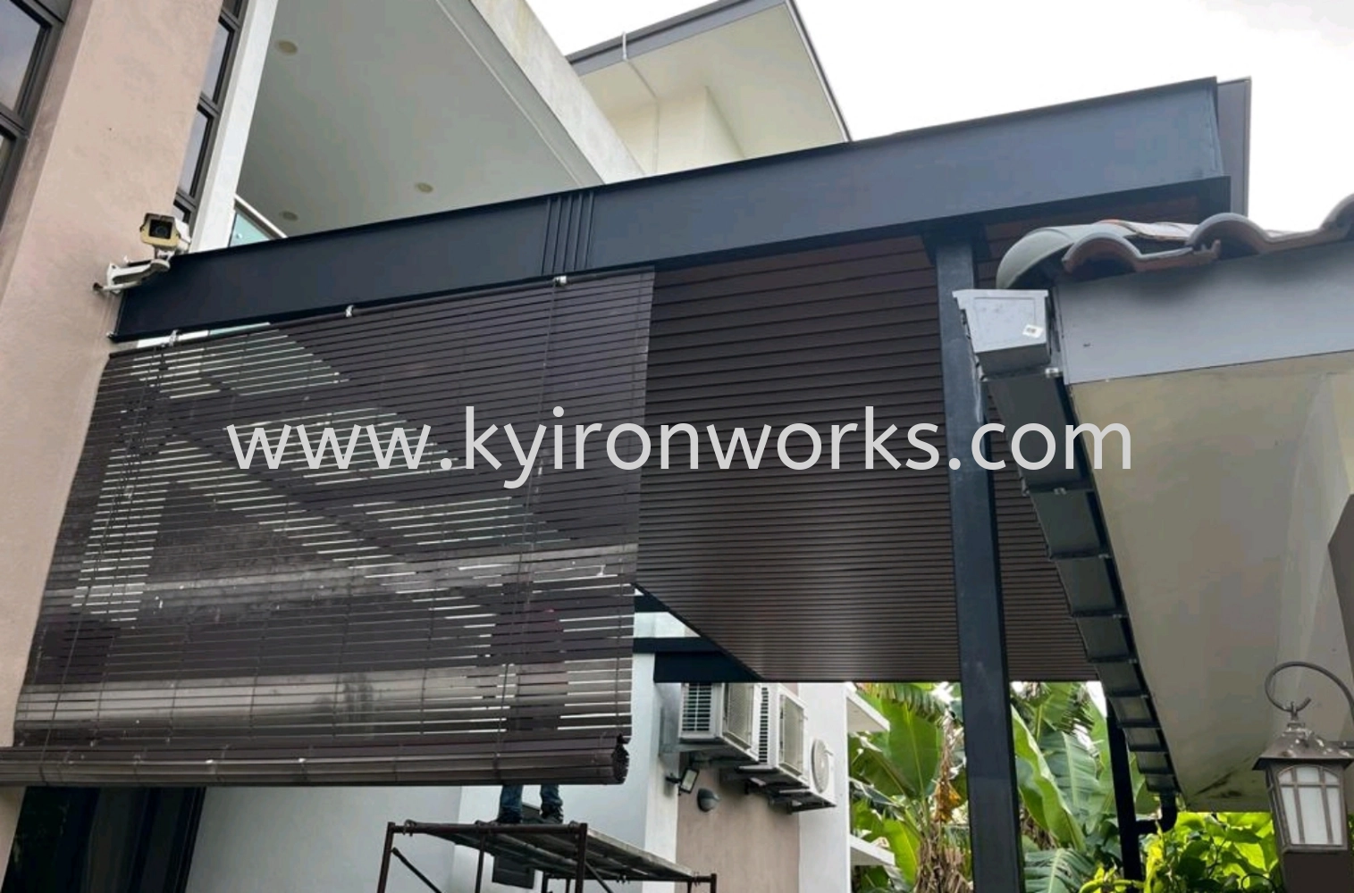 Mild Steel Aluminium Ceiling Strip Awning 
