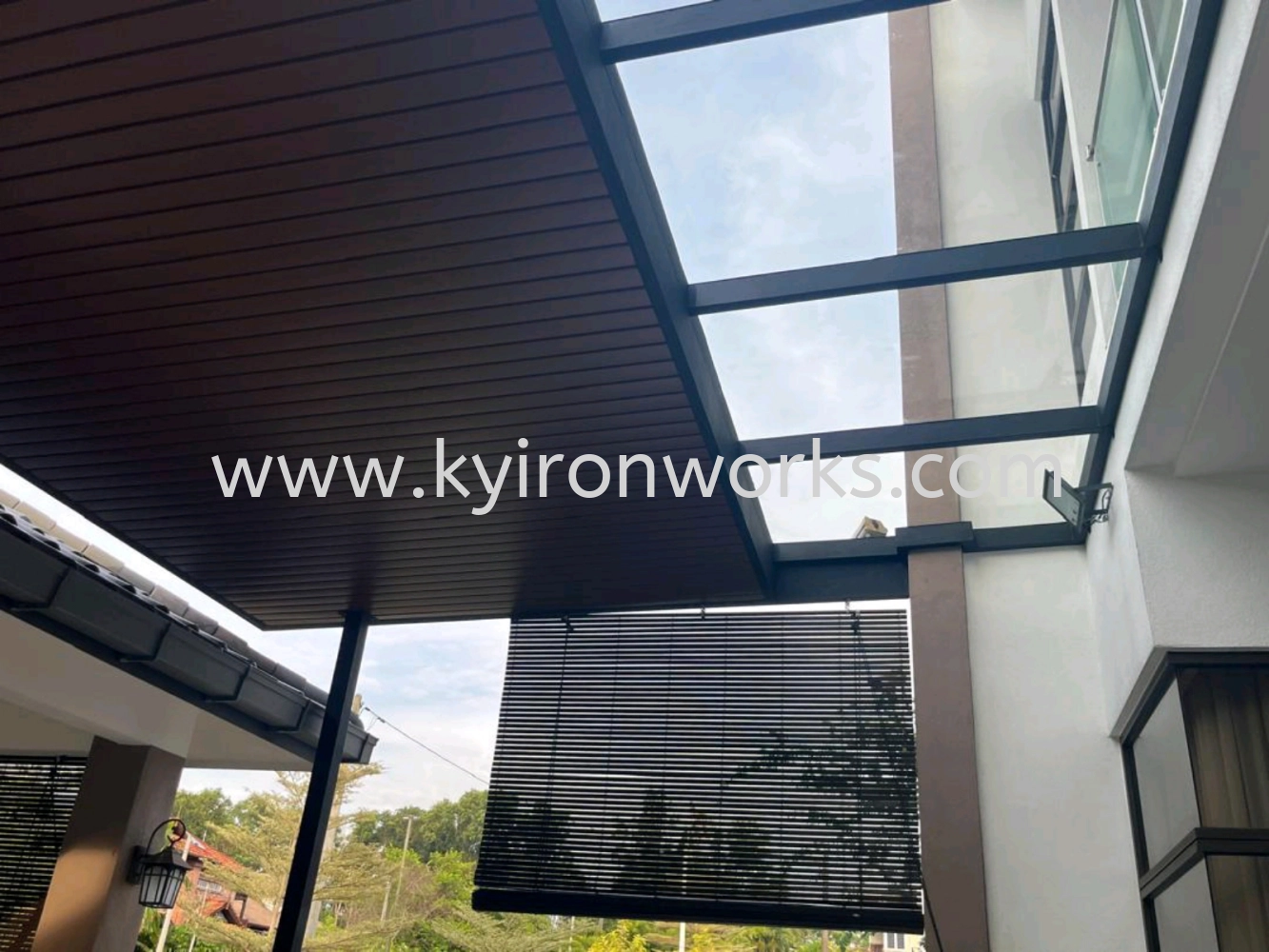 Mild Steel Aluminium Ceiling Strip Awning 