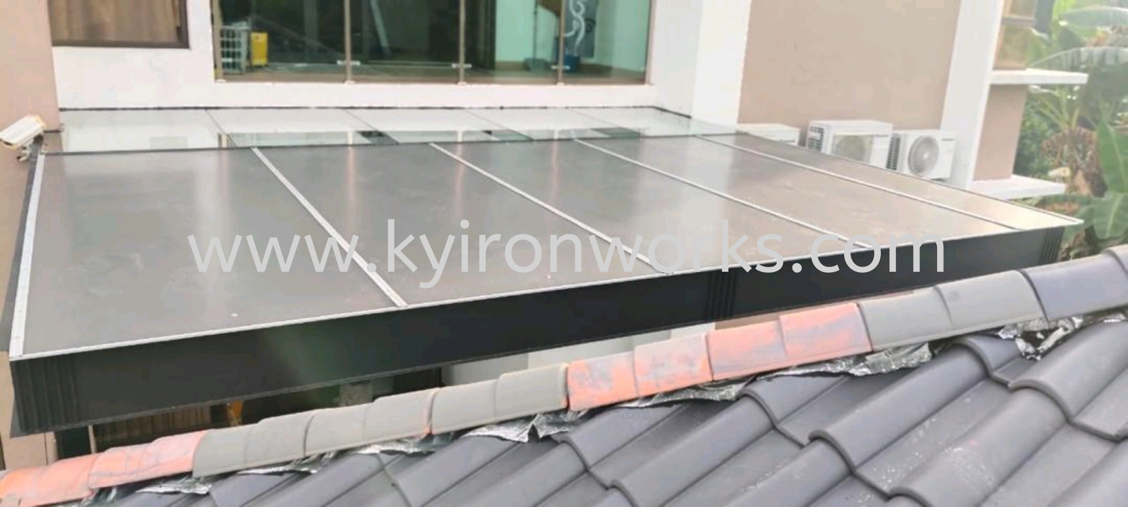 Mild Steel Aluminium Ceiling Strip Awning 