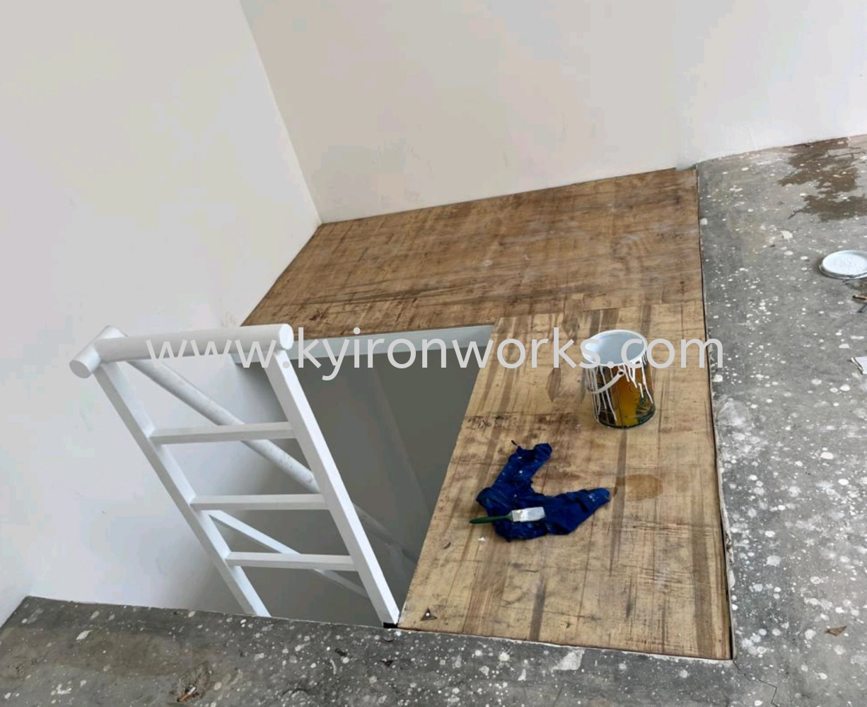 Mild Steel Platform (Staircase)