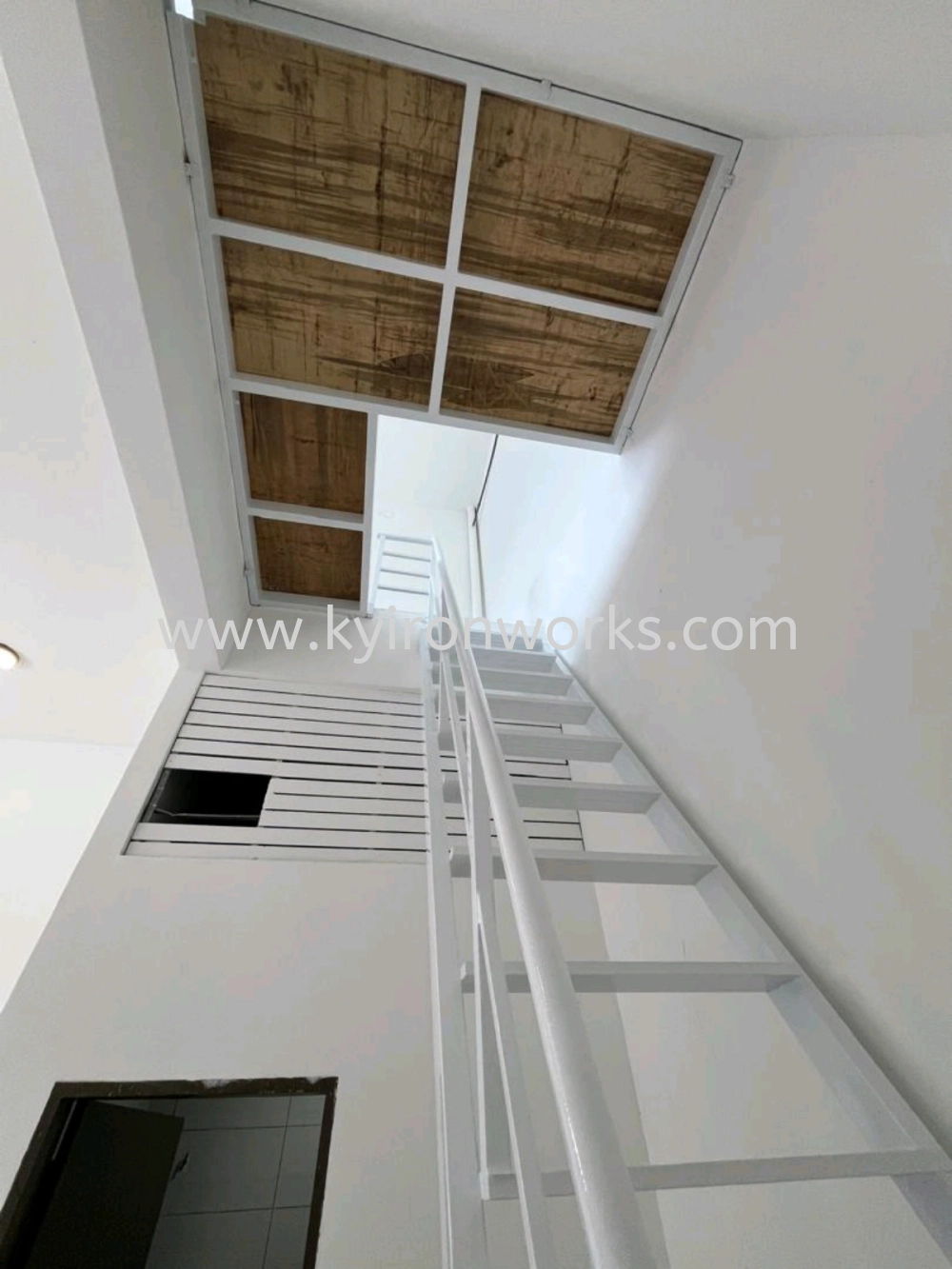 Mild Steel Platform (Staircase)