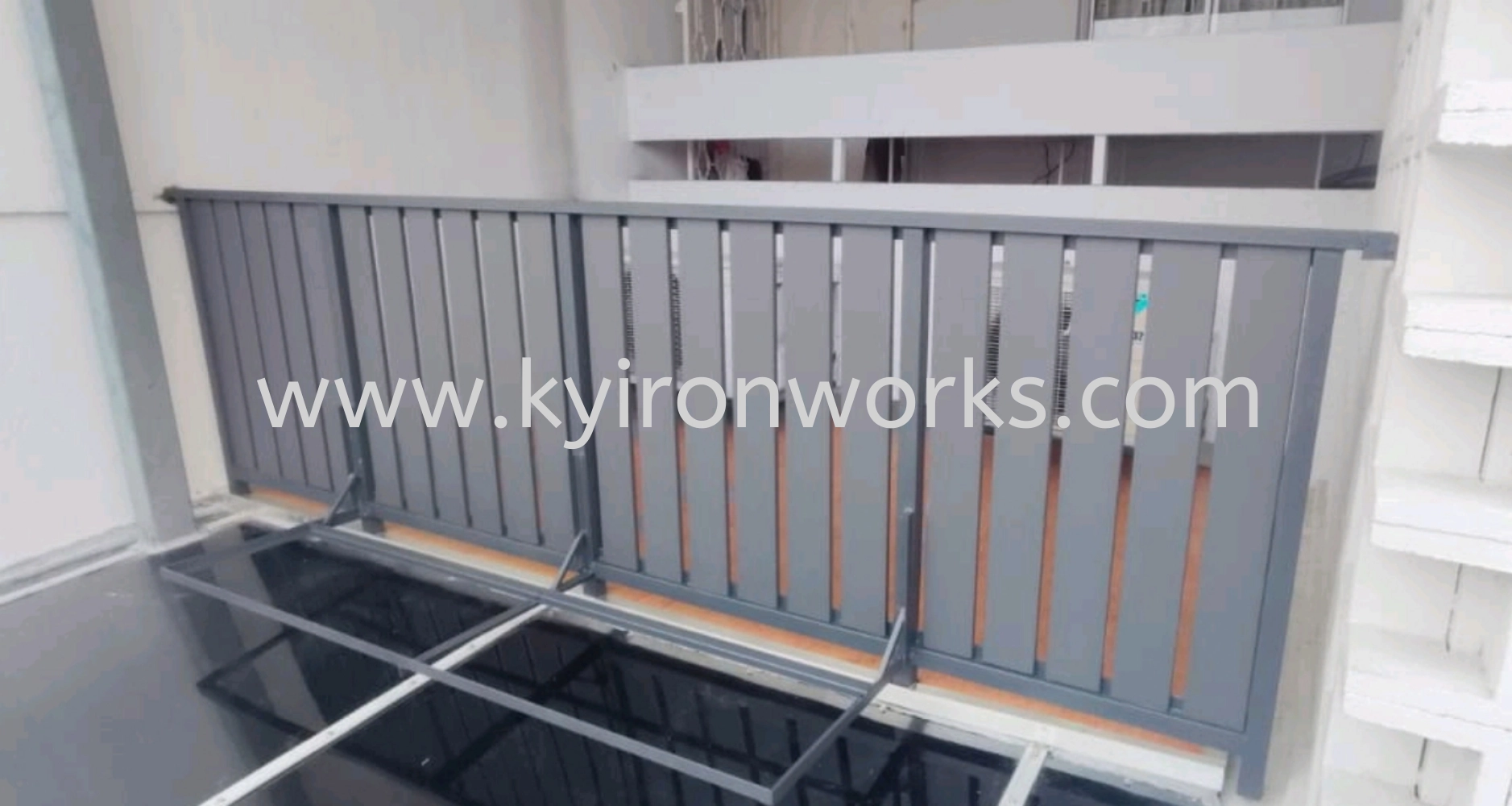 Mild Steel Frame bundle Aluminium Panel (Grey)