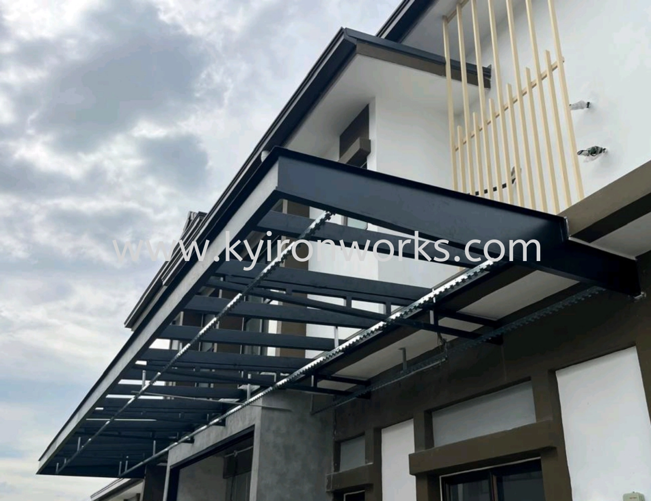 Mild Steel Aluminium Strip Ceiling Awning