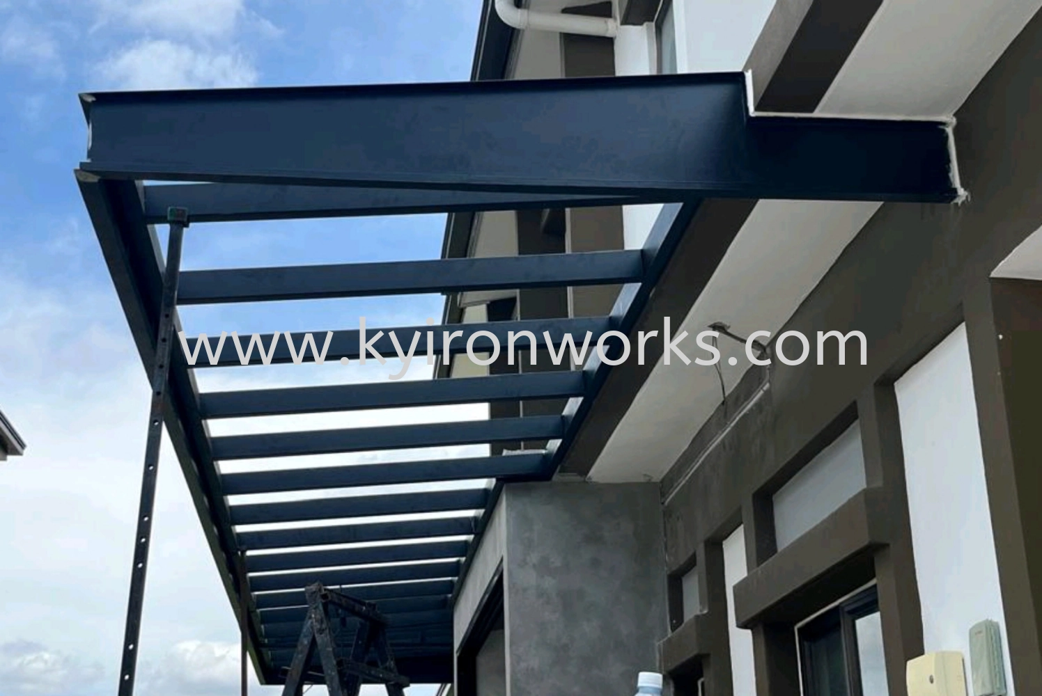Mild Steel Aluminium Strip Ceiling Awning