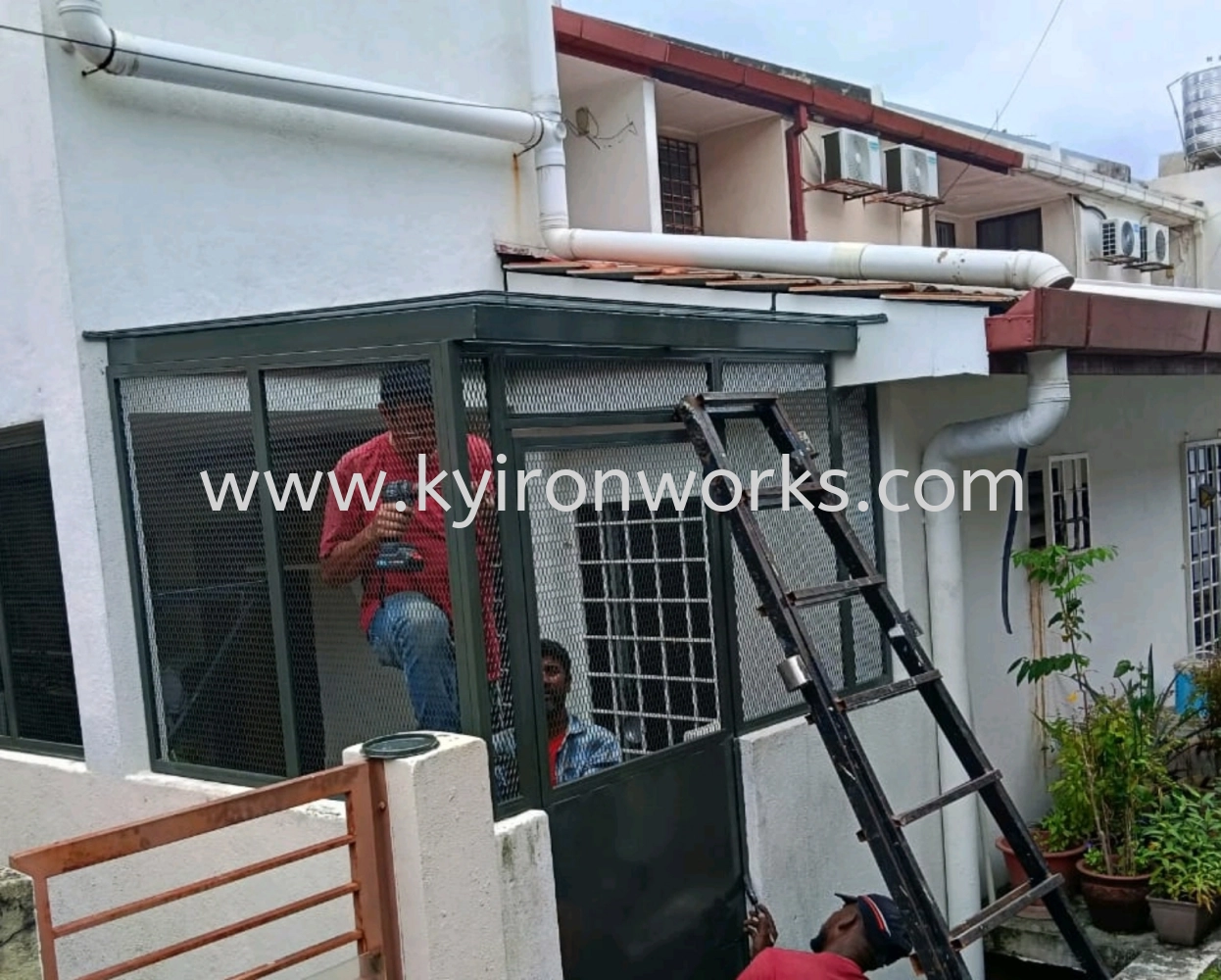 Mild Steel Laminate Glass(10mm) Roof Awning -Frame Ms 2x4(1.9)Hollow 