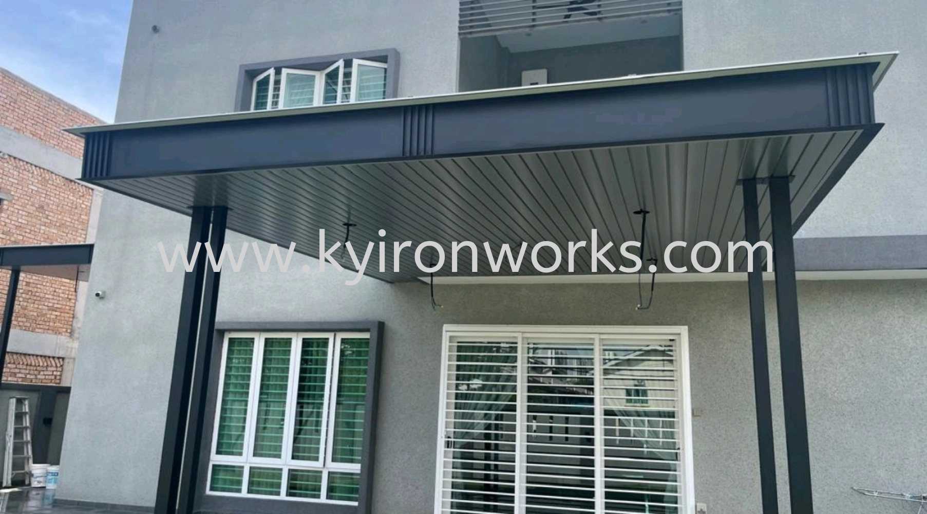 Mild Steel Aluminium Strip Ceiling Awning