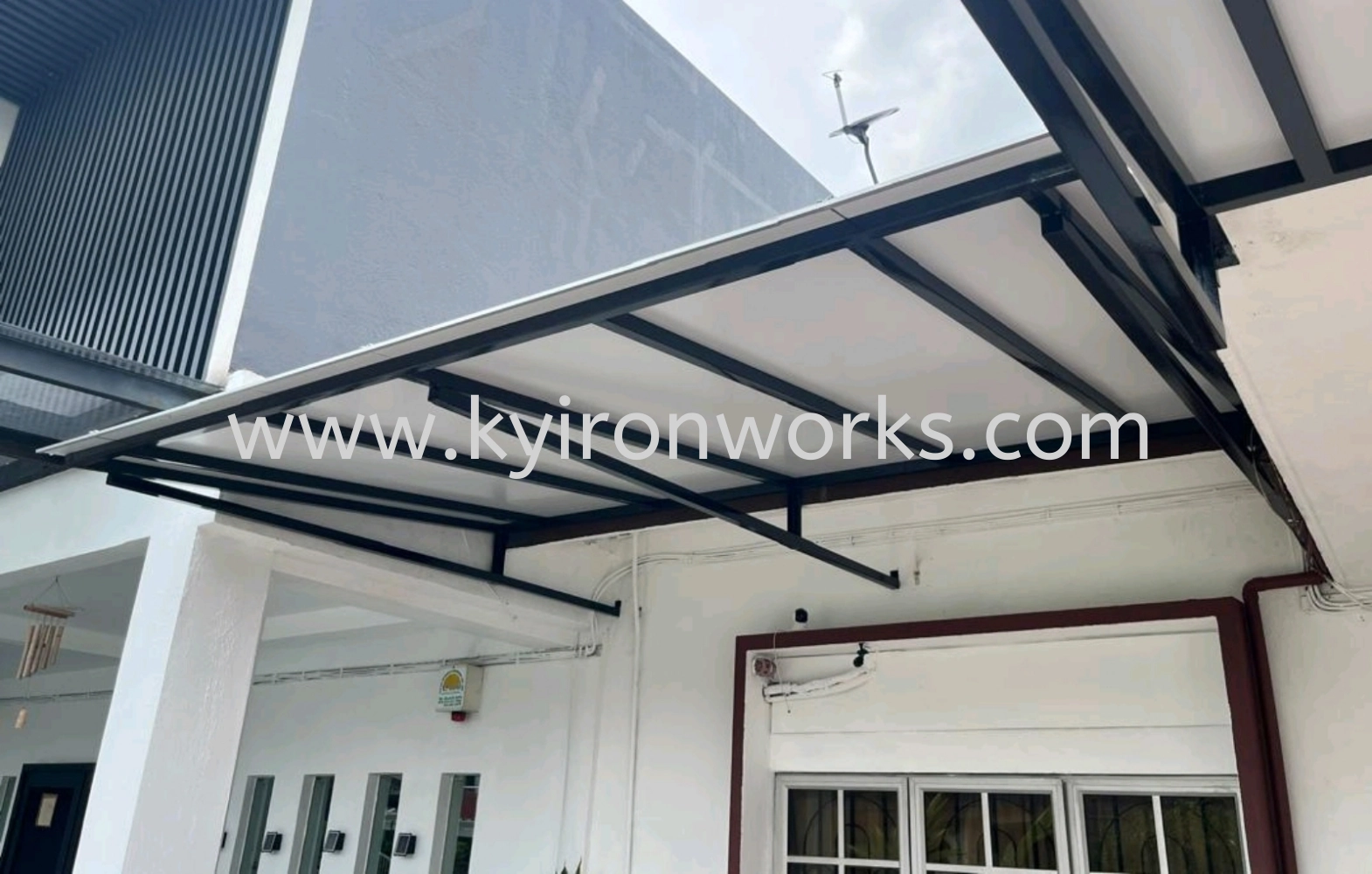 Mild Steel Aluminium Composite Panel (ACP 4mm)Pergola Roof Awning -Frame Ms 1 1/2x 1 1/2(1.2)Hollow 