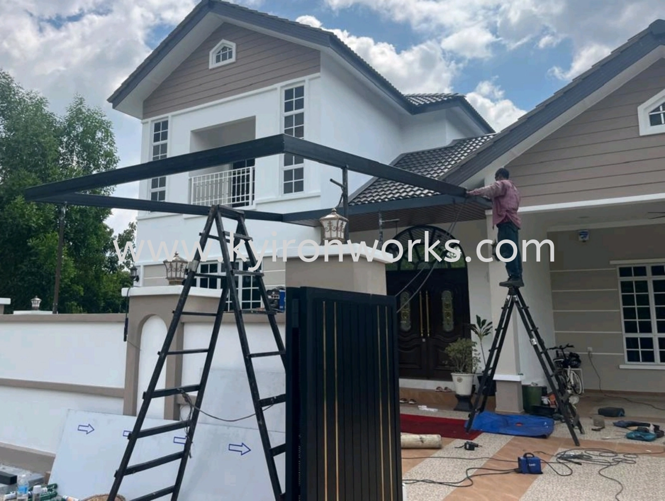 Mild Steel Aluminium Strip Ceiling Awning