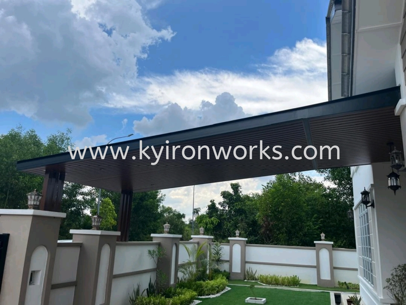 Mild Steel Aluminium Strip Ceiling Awning