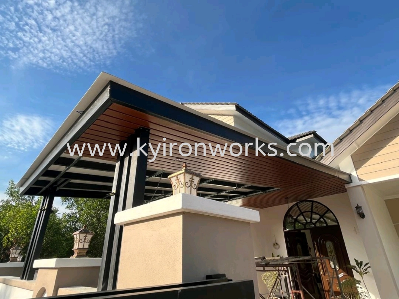 Mild Steel Aluminium Strip Ceiling Awning