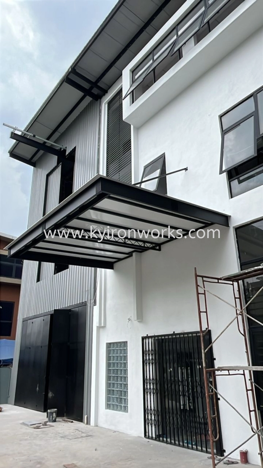 Mild Steel Aluminium Strip Ceiling Awning