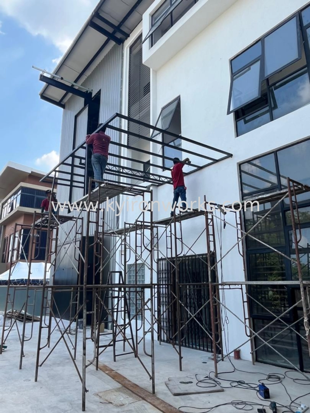 Mild Steel Aluminium Strip Ceiling Awning