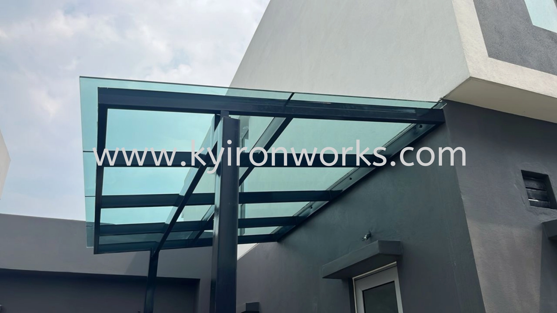 Mild Steel Laminate Glass(10mm) Roof Awning -Frame Ms 2x4(1.9)Hollow ,Bean IBean ,Pillar Ms 4x4(1.9)Hollow