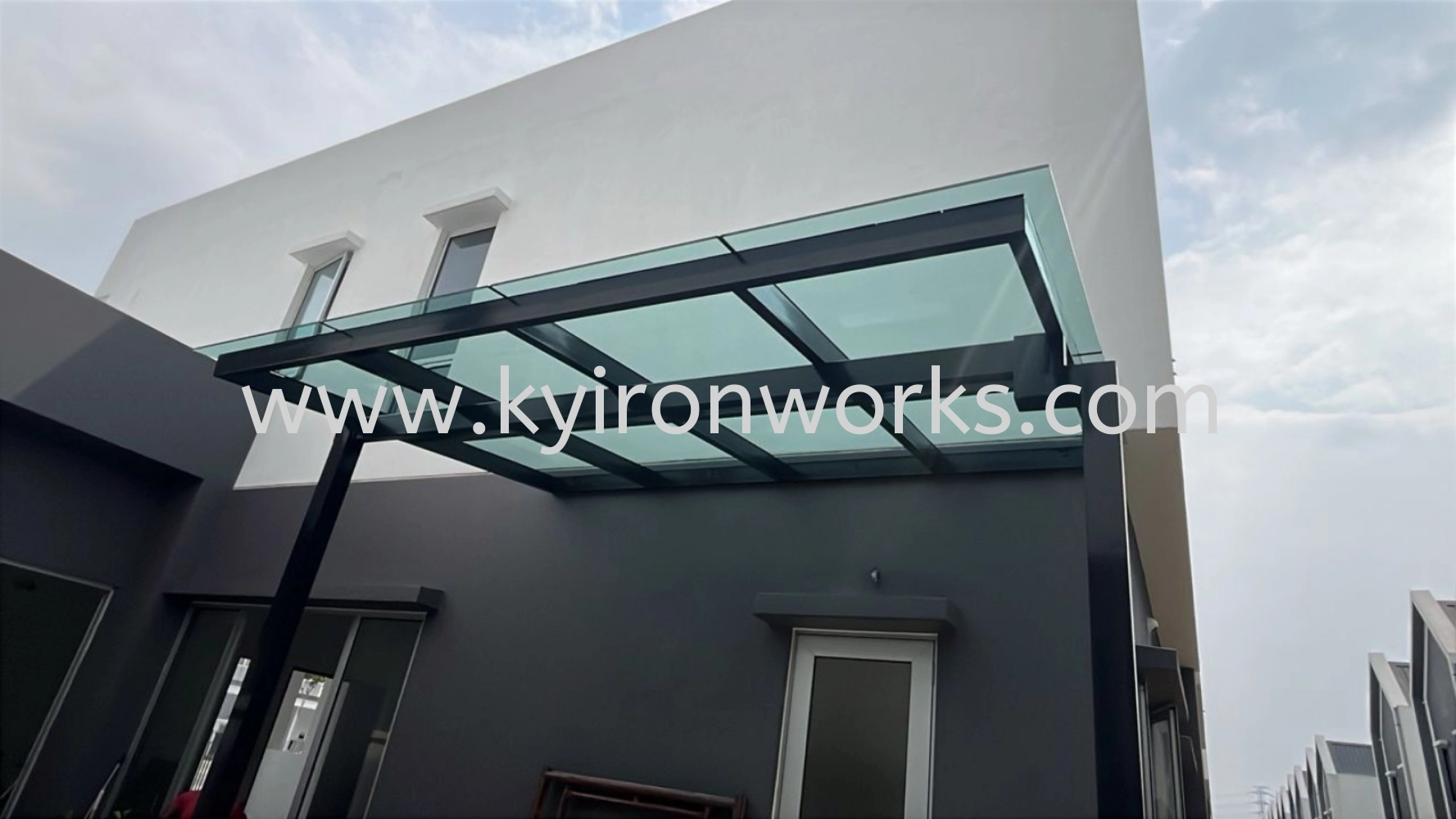 Mild Steel Laminate Glass(10mm) Roof Awning -Frame Ms 2x4(1.9)Hollow ,Bean IBean ,Pillar Ms 4x4(1.9)Hollow