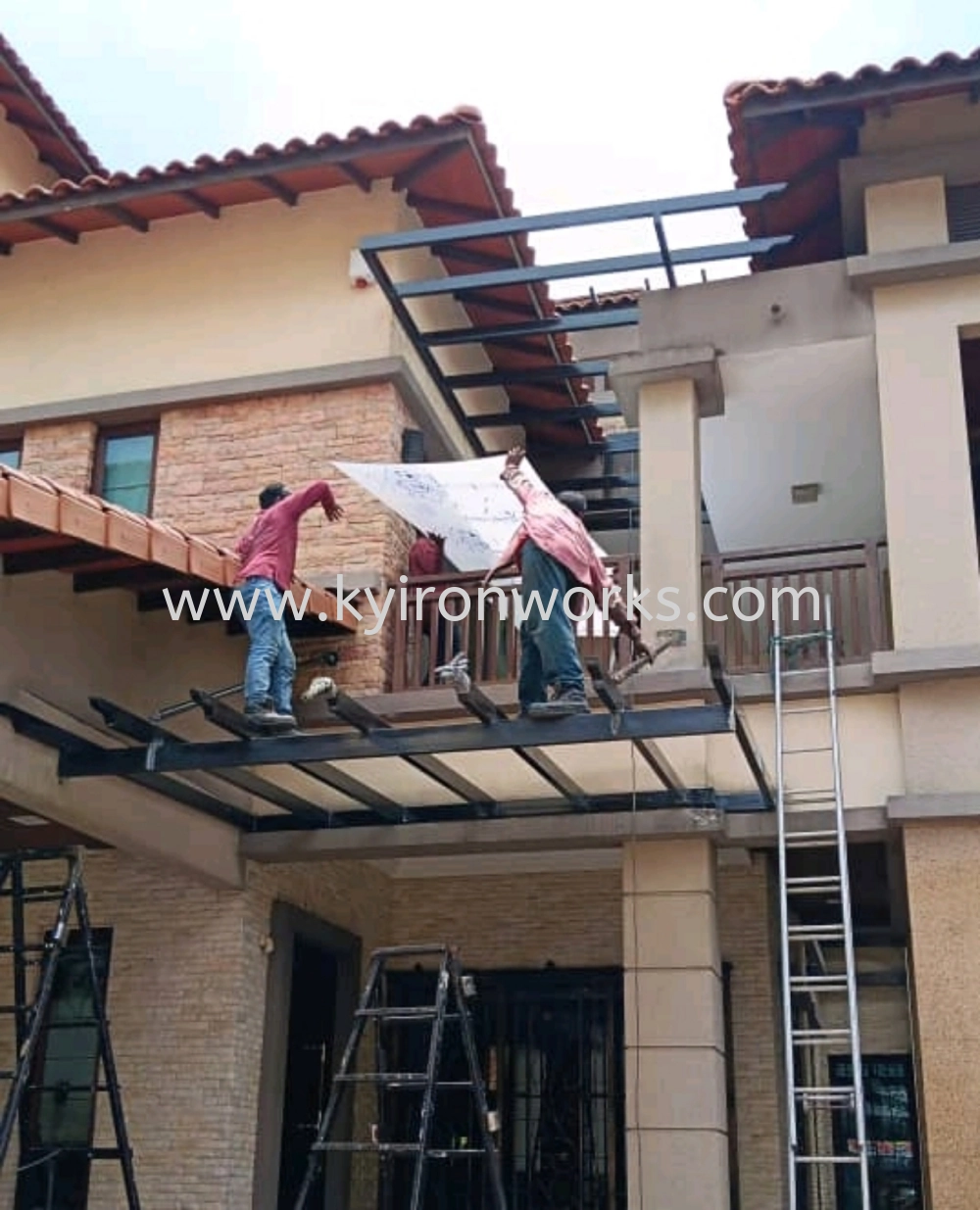  Mild Steel Polycarbonate Clear Colour(3mm-Solid)Pergola Roof Awning -Frame Ms 1 1/2x3(1.6) or Ms 2x4(1.6) Hollow ,Bean Ms 2x5(1.9)Hollow, Pillar Ms 2 inchi Round steel