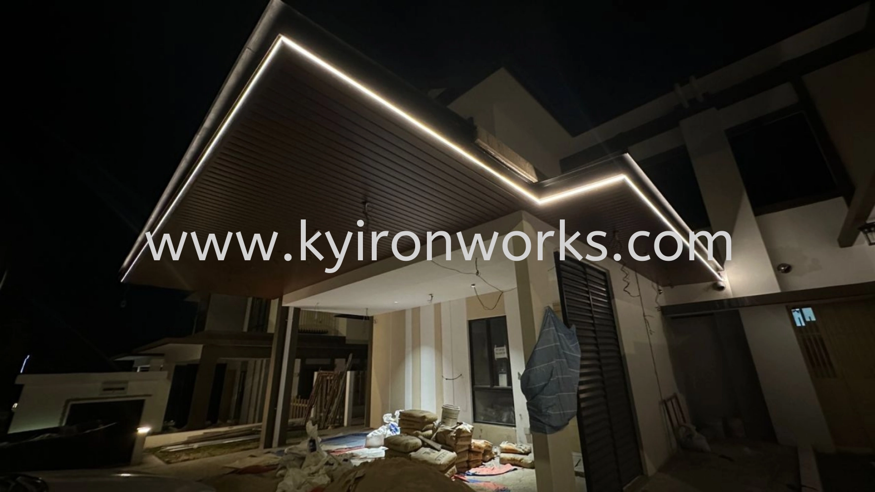 Mild Steel Aluminium Strip Ceiling Awning