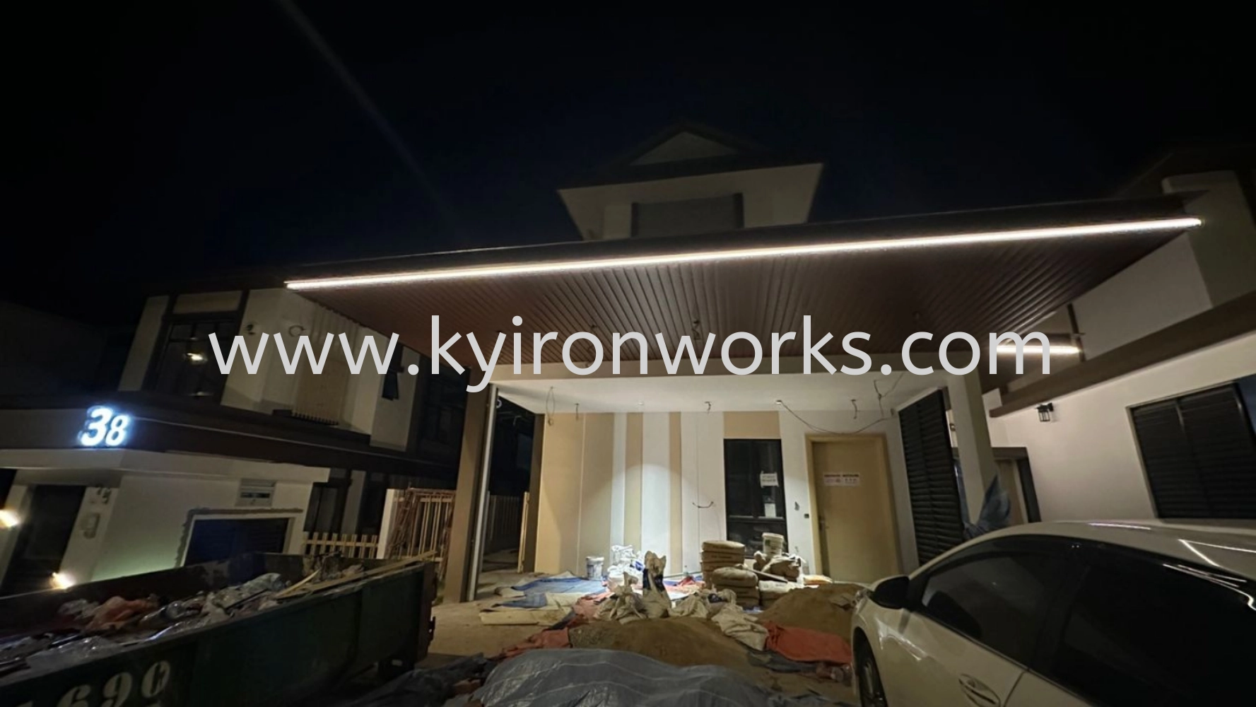 Mild Steel Aluminium Strip Ceiling Awning