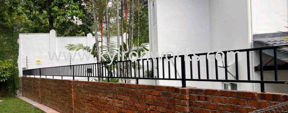 Mild Steel Hollow Fencing