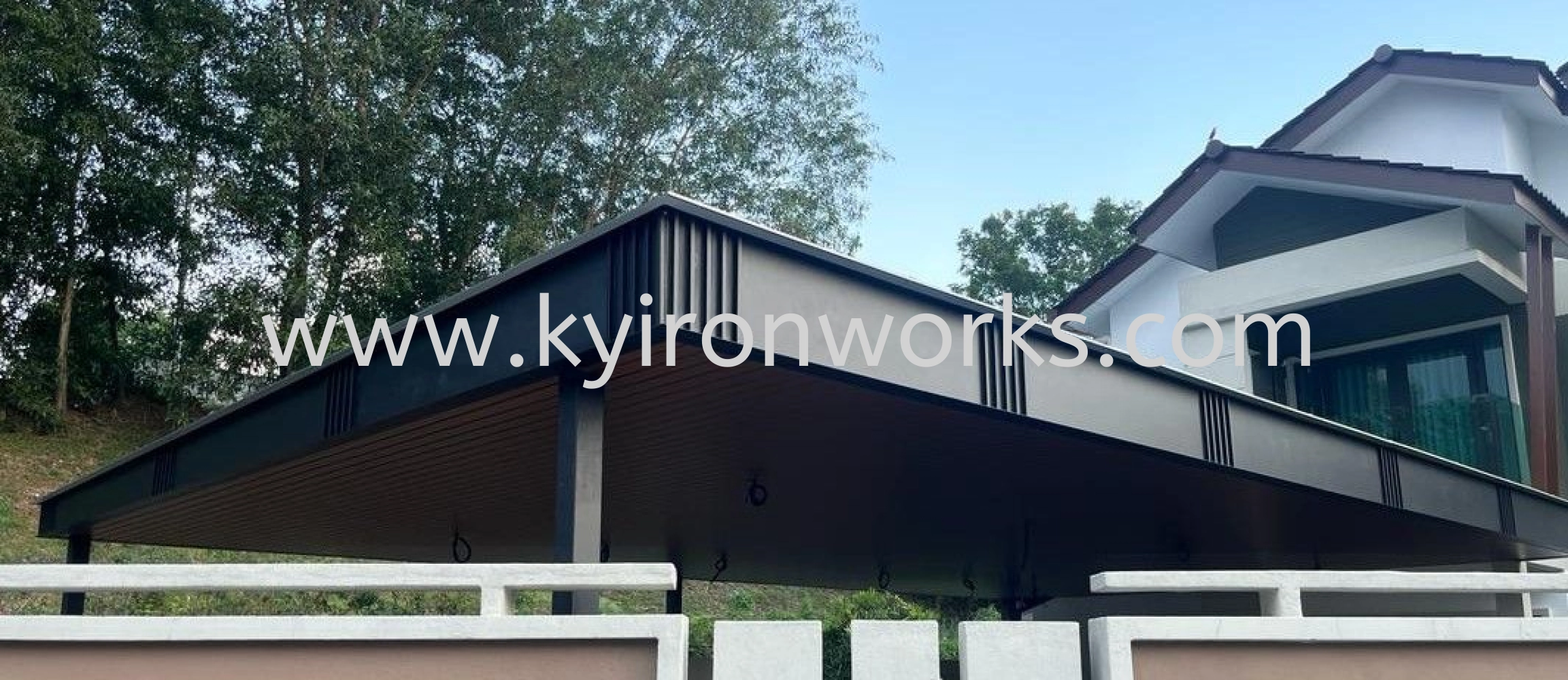 Mild Steel Aluminium Strip Ceiling Awning