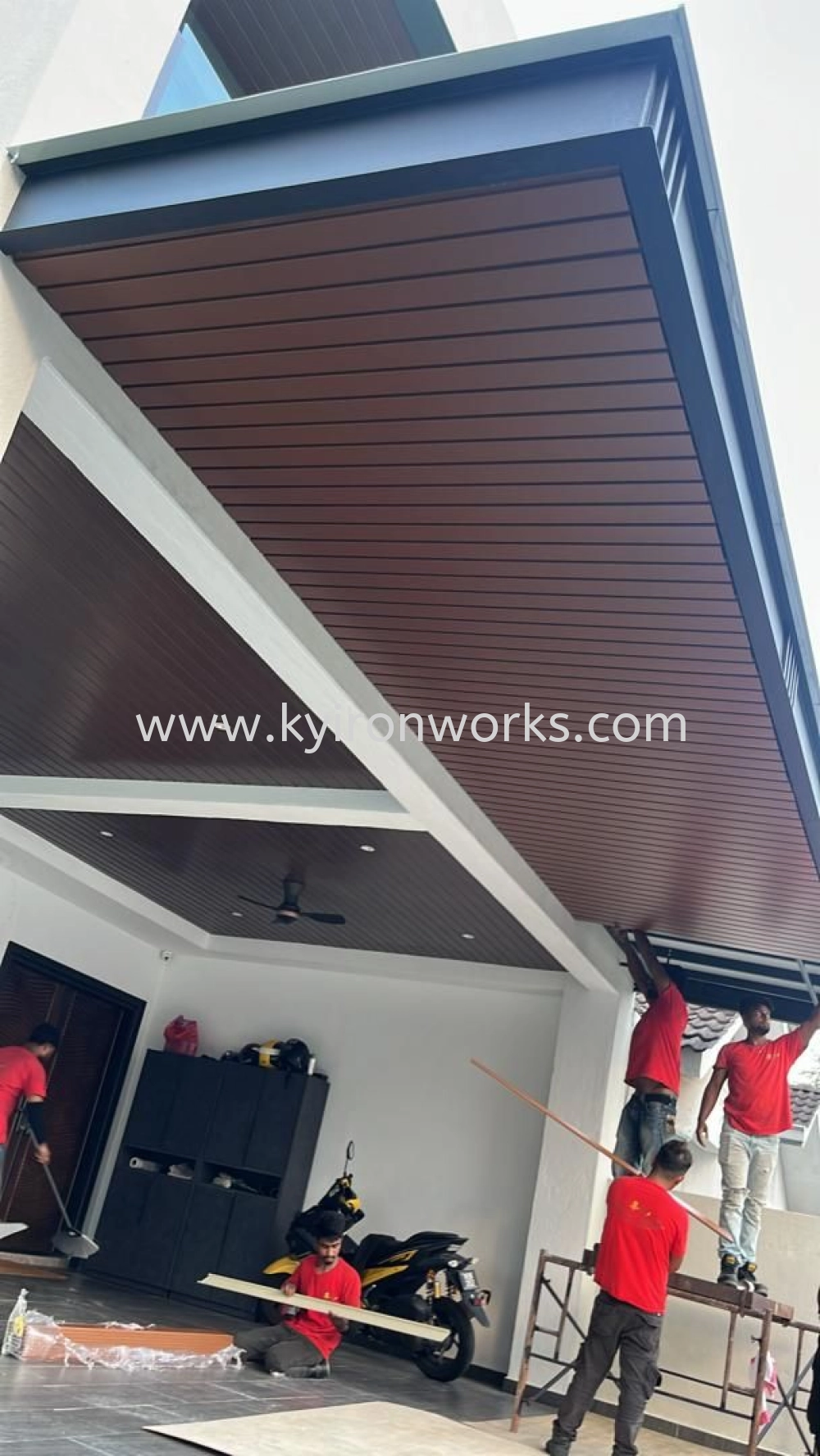 Mild Steel Aluminium Strip Ceiling Awning